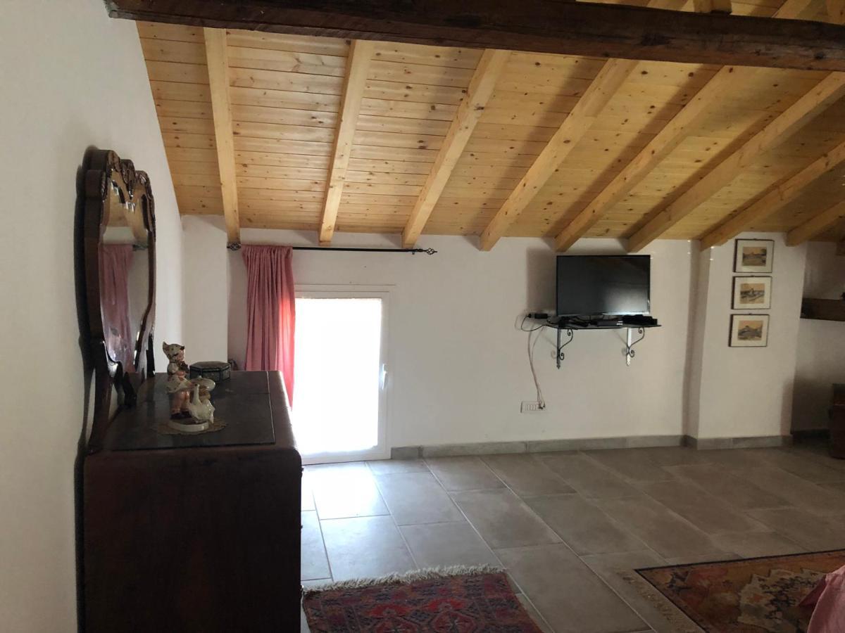 Ampio E Luminoso Appartamento A 2 Passi Da Pavia Cava Manara Bagian luar foto